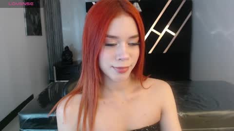 Susana   Mejia online show from April 1, 1:41 pm