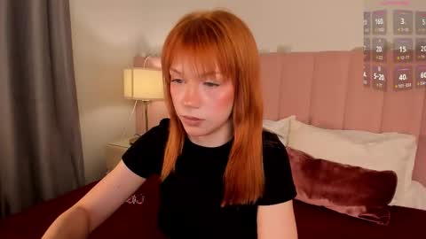 sunrisee_ online show from March 18, 10:37 pm