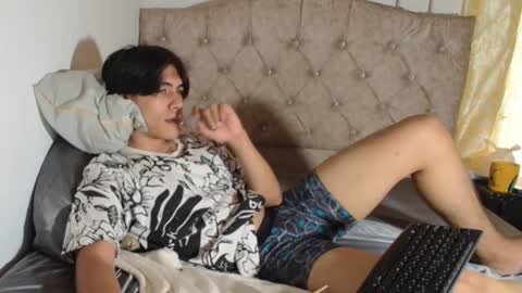super_cute1 online show from January 7, 8:47 pm