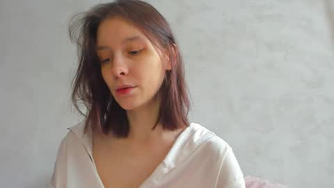 Una online show from February 12, 7:01 am