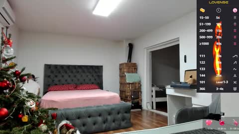 supermanboyxxl online show from December 17, 7:04 am