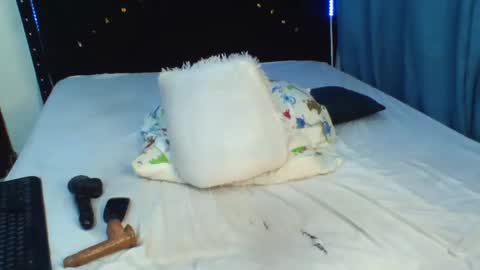 sure_heart online show from January 26, 5:23 am