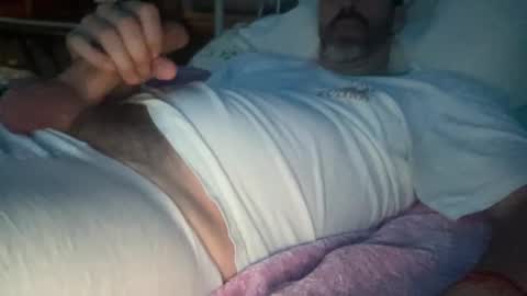 SurfGuy82 online show from November 5, 4:47 am