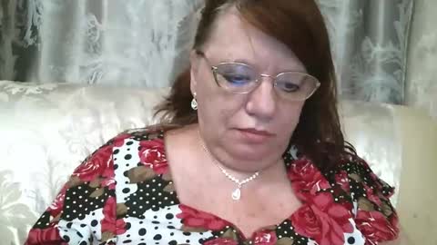 SusanaAhSun online show from February 24, 3:09 pm