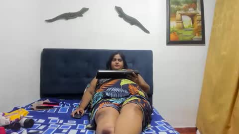 susanaeshwar online show from October 27, 2:44 am