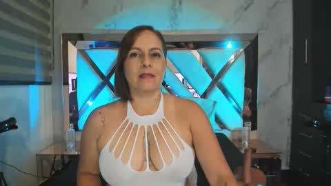 Suzy online show from April 21, 10:22 am