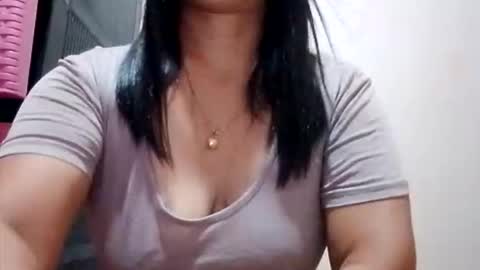 suzzie_hot online show from November 16, 9:44 am