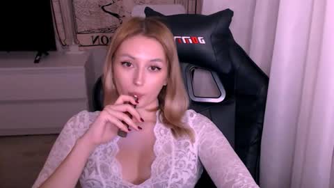 Kate online show from November 15, 12:40 pm