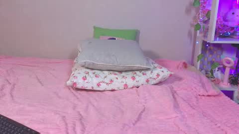 Hey there Im Rita online show from December 20, 4:19 am