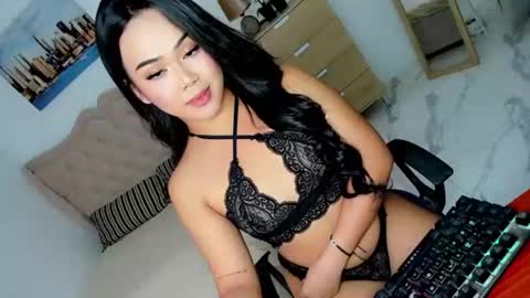 sweet18_jasmine online show from November 16, 4:31 pm
