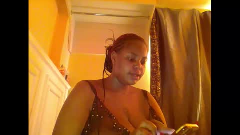 Snapshot of sweet52537 chatting on October 21, 6:07 am sweet52537 online show from October 21, 6:07 am