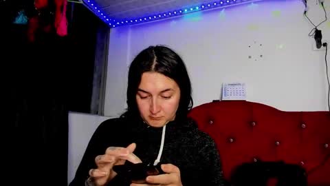 sweet__suck69bitch online show from March 12, 5:13 am