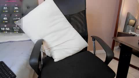 alessandre online show from March 17, 8:25 pm