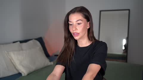 Snapshot of sweet_and_honest chatting on February 7, 10:09 pm Dorothea online show from February 7, 10:09 pm