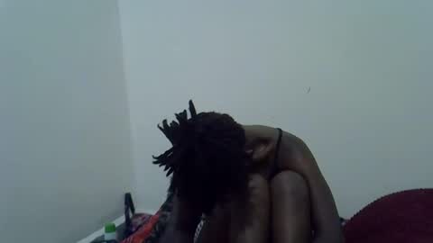 Queen online show from March 7, 3:12 pm