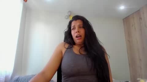 Kendra online show from July 6, 2:25 pm