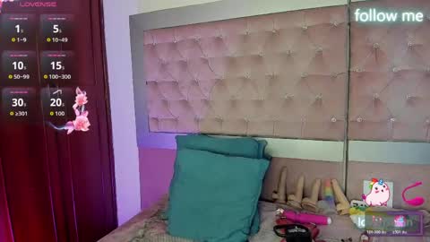  emmili  online show from April 3, 12:12 pm