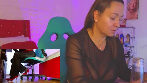 Sweet Evans online show from October 4, 6:11 am