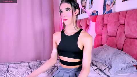 Sweet Fhalon online show from October 26, 8:15 am