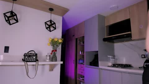 Sweet Fhalon online show from April 12, 8:51 am