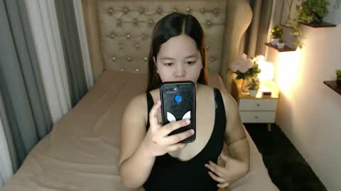 Yumi online show from February 28, 2:48 am