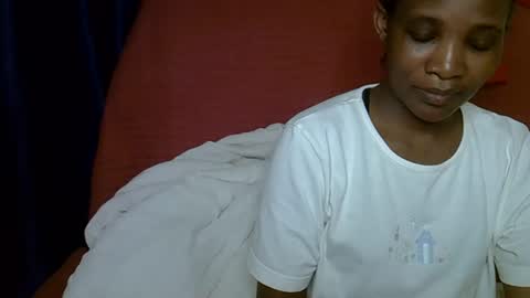 sweet_lessly online show from February 4, 8:35 pm