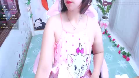 Snapshot of sweet_lily0 chatting on September 13, 5:59 pm Lily online show from September 13, 5:59 pm