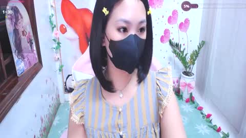 Snapshot of sweet_lily0 chatting on September 20, 7:39 pm Lily online show from September 20, 7:39 pm