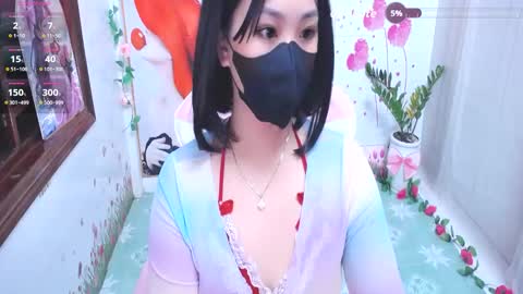 Snapshot of sweet_lily0 chatting on September 25, 10:50 pm Lily online show from September 25, 10:50 pm