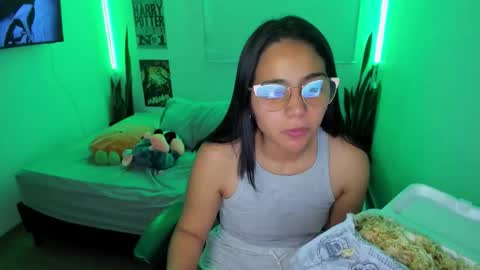 Lina online show from March 22, 12:47 am