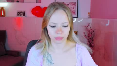 Lucy online show from February 11, 6:06 am