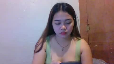 sweet_mae28xx online show from September 14, 5:43 am