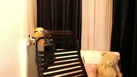 Sweet mekylats online show from October 2, 5:50 am