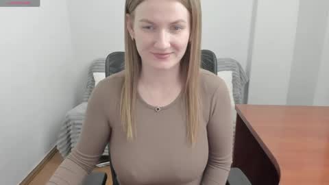 Mila online show from May 1, 5:07 pm