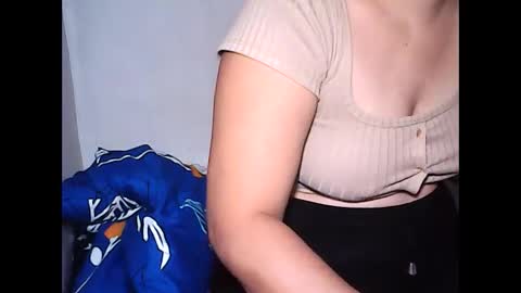 annie online show from December 4, 5:23 pm