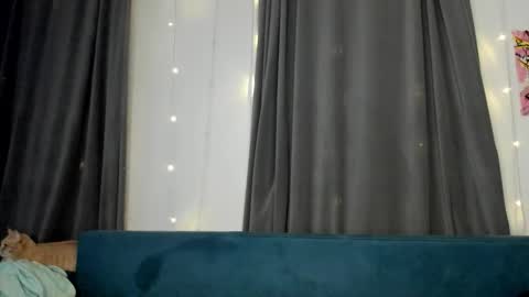 kira online show from September 18, 11:20 pm