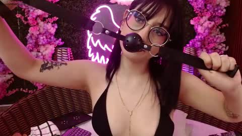 Roxanee online show from February 26, 1:58 pm