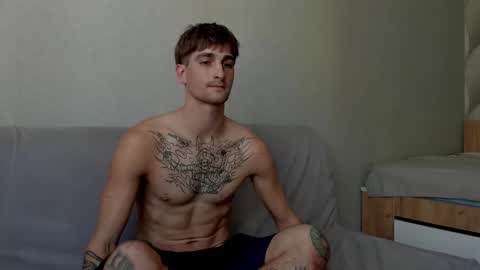 sweet_smith8 online show from September 15, 7:32 am