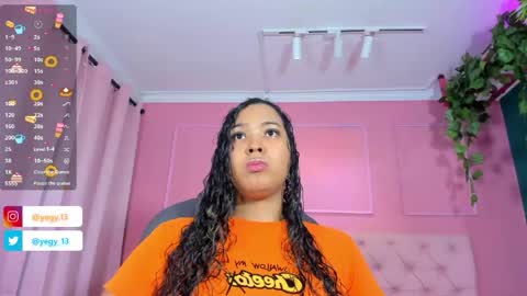 Yeileen online show from May 24, 11:33 pm