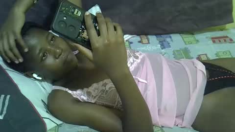 Tatty online show from April 18, 7:58 pm