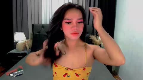 bea takashi  online show from March 23, 9:03 am