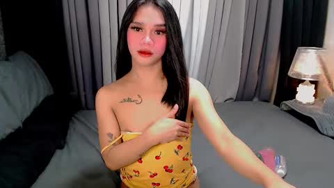 bea takashi  online show from October 25, 1:44 pm