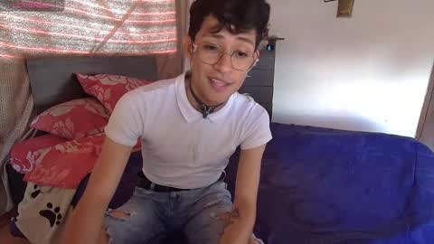 Snapshot of sweetc4meron chatting on October 13, 5:26 pm Cameron Alejandro online show from October 13, 5:26 pm