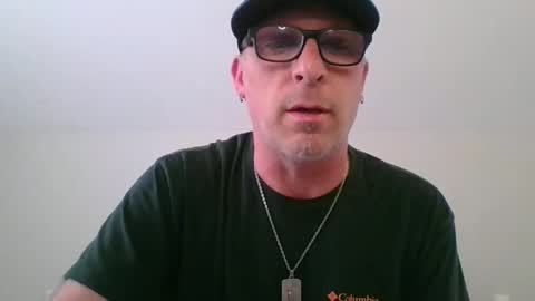 sweetcream5107 online show from April 6, 6:42 pm