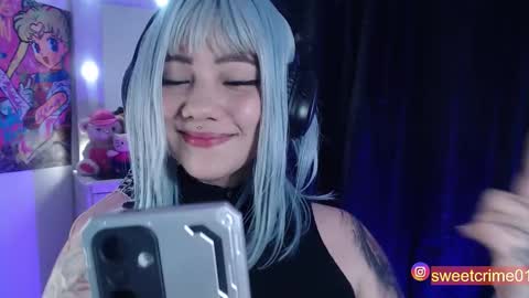 Snapshot of sweetcrime chatting on October 14, 2:25 am       Independent model online show from October 14, 2:25 am