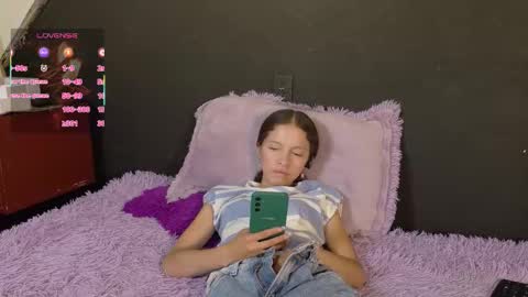 sweetdam12 online show from September 15, 8:32 pm