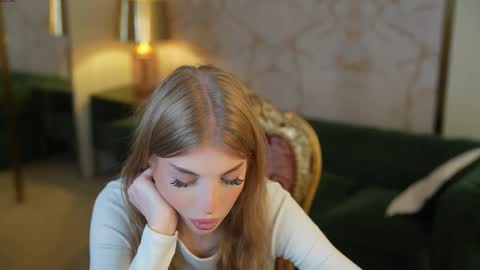 Amelia online show from September 30, 6:46 am