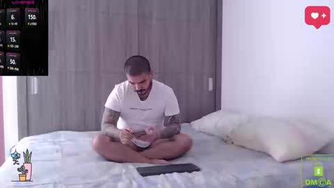 Snapshot of sweetdesires_ chatting on September 17, 4:32 pm online show from September 17, 4:32 pm