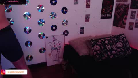 Abril online show from November 11, 4:20 pm