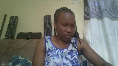 sweetdiva2012 online show from January 10, 7:03 am